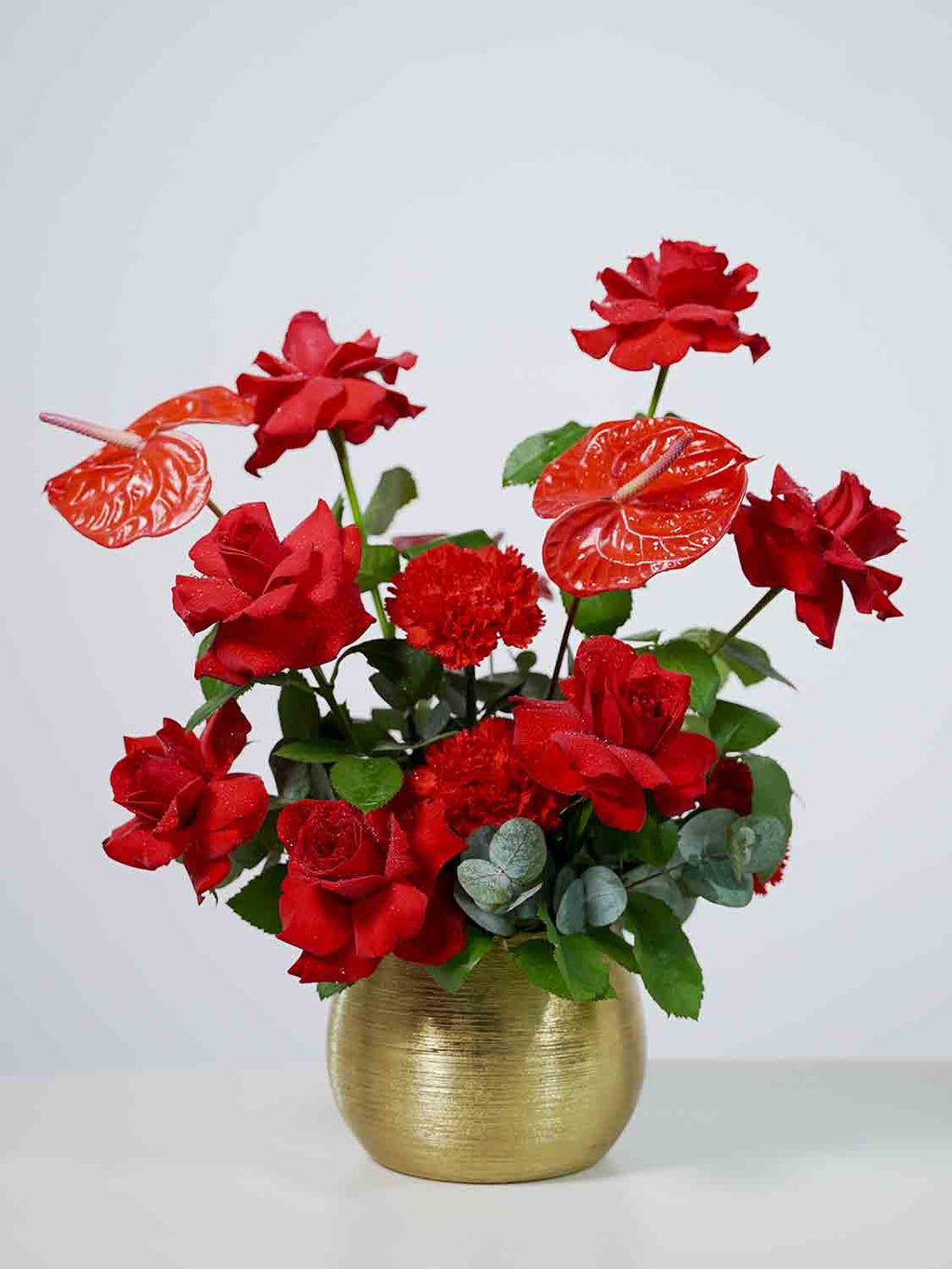 Red Elegance in Gold