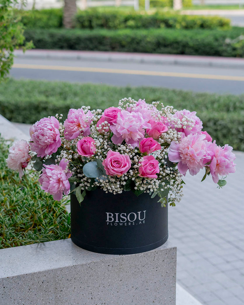 Pink confitti flower bouquet