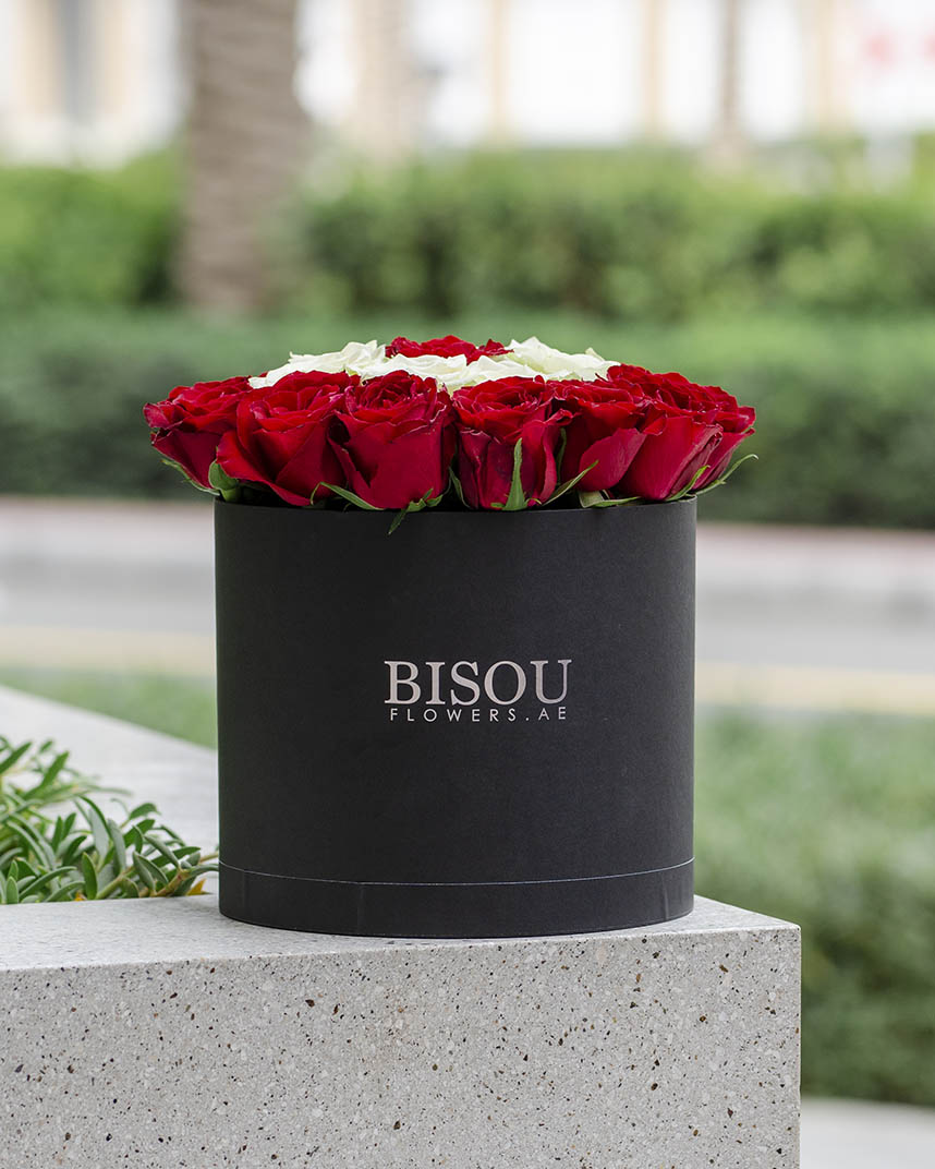 Rouge flower bouquet