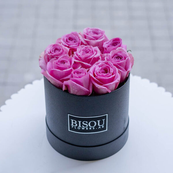 amore 9 pink roses packed in BISOU drum shaped box